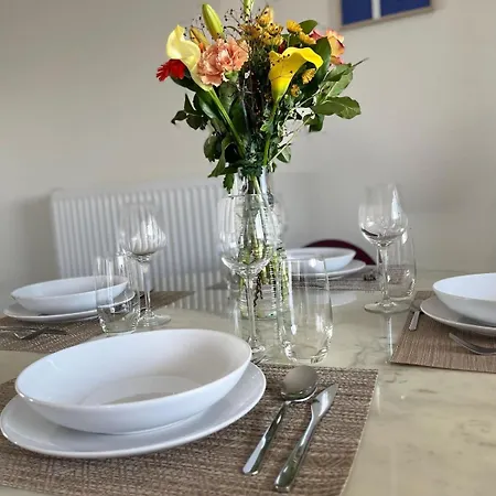 Cosy-rent De Standingparking Neudorf Apartamento