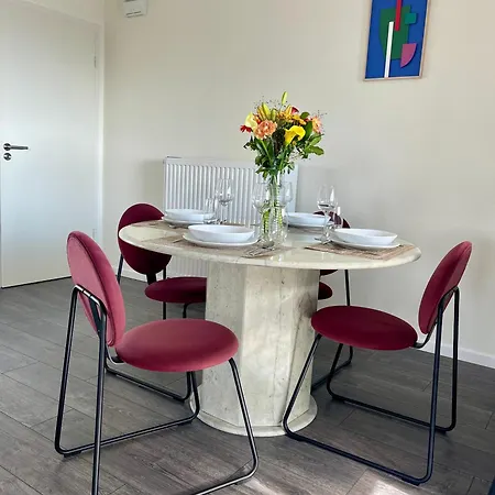 Cosy-rent De Standingparking Neudorf Apartamento